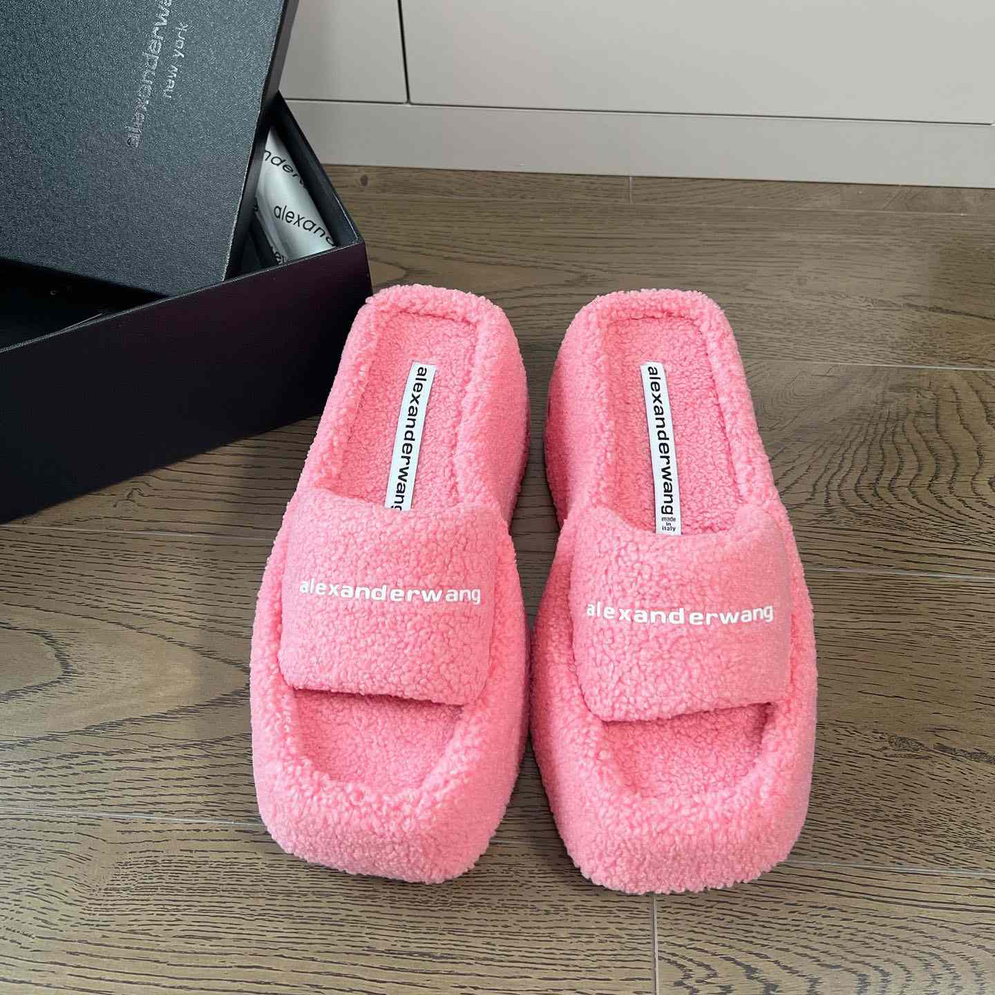 Alexander Wang Slide - DopestKickz