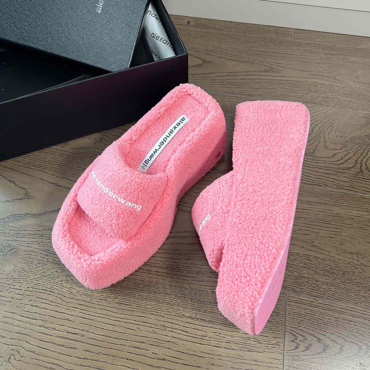Alexander Wang Slide - DopestKickz