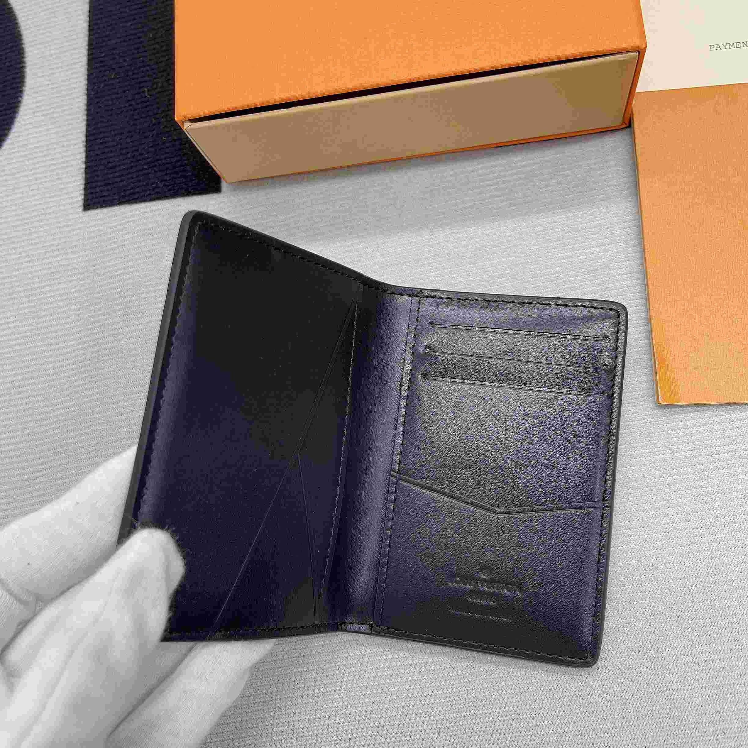Louis Vuitton Pocket Organizer(8-11-1cm)     M62899 - DopestKickz