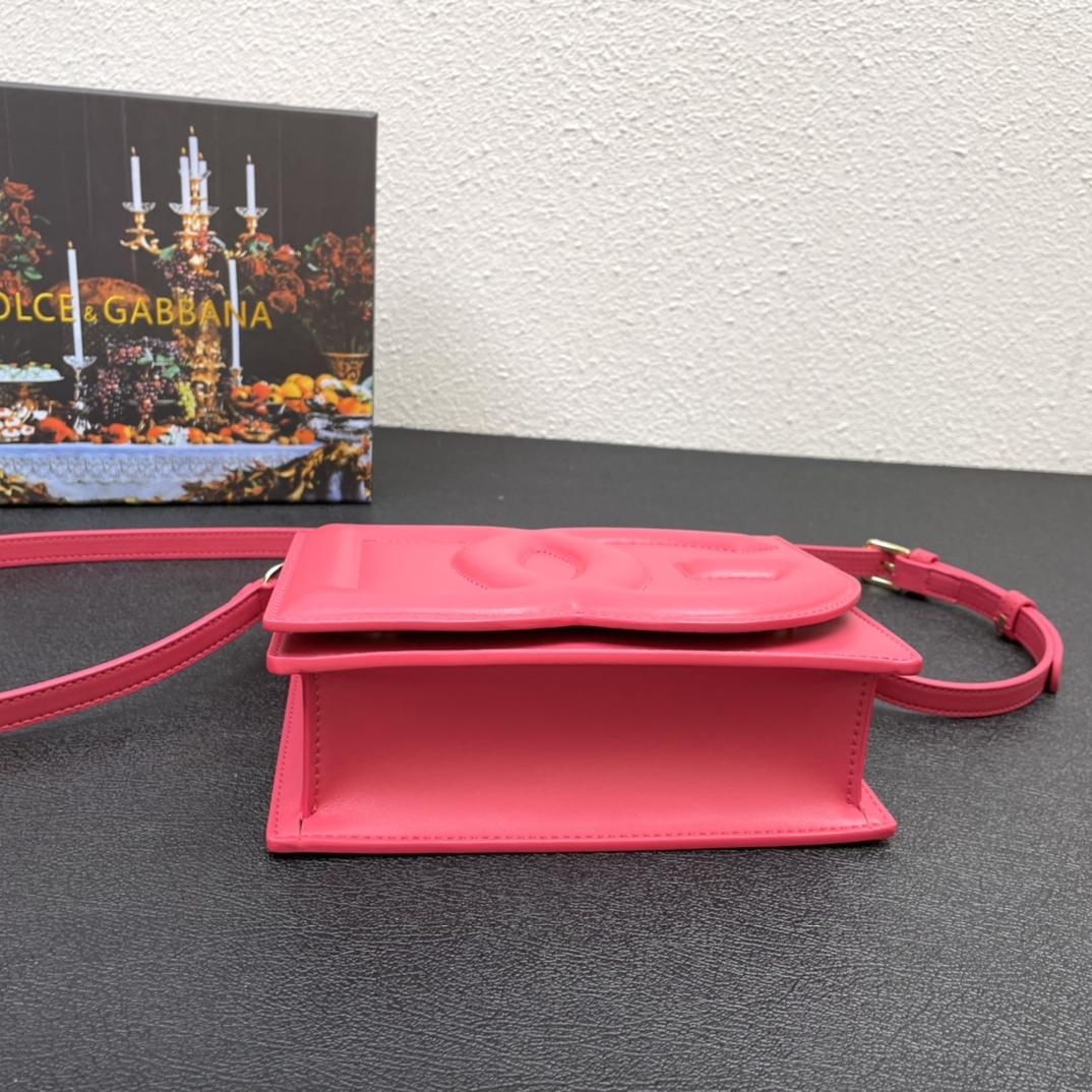 Dolce & Gabbana Calfskin DG Logo Crossbody Bag(20-16-5cm) - DopestKickz