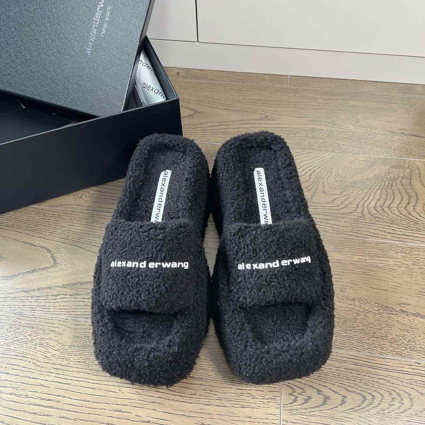 Alexander Wang Slide - DopestKickz