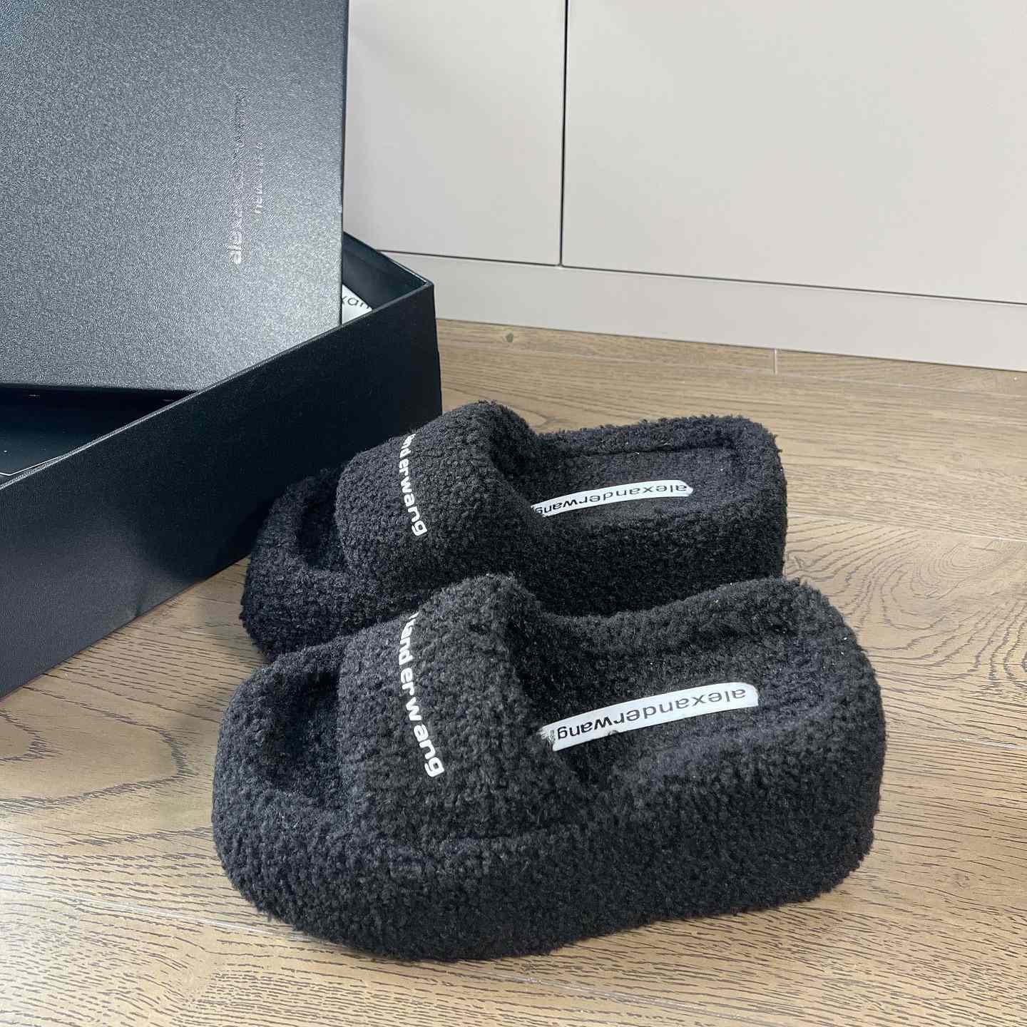 Alexander Wang Slide - DopestKickz