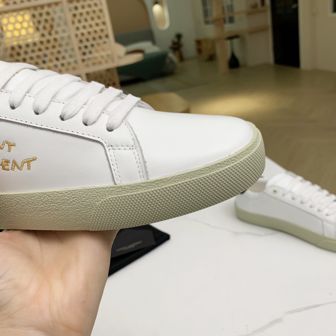 Saint Laurent Andie Low-Top Sneakers - DopestKickz