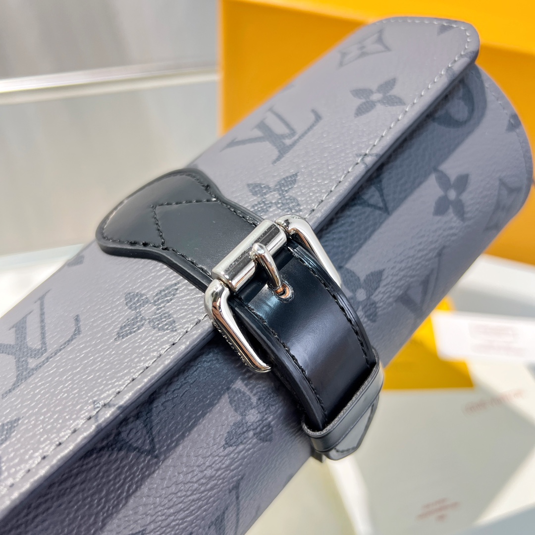 Louis Vuitton  3 Watch Case    - DopestKickz