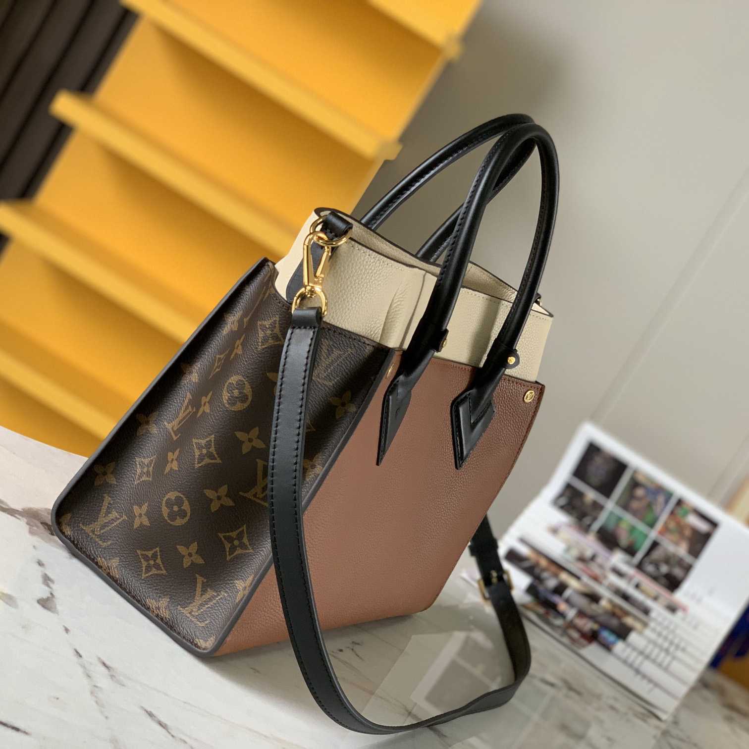 Louis Vuitton Leather Handbag(30.5-24.5-14CM)    M59645 - DopestKickz