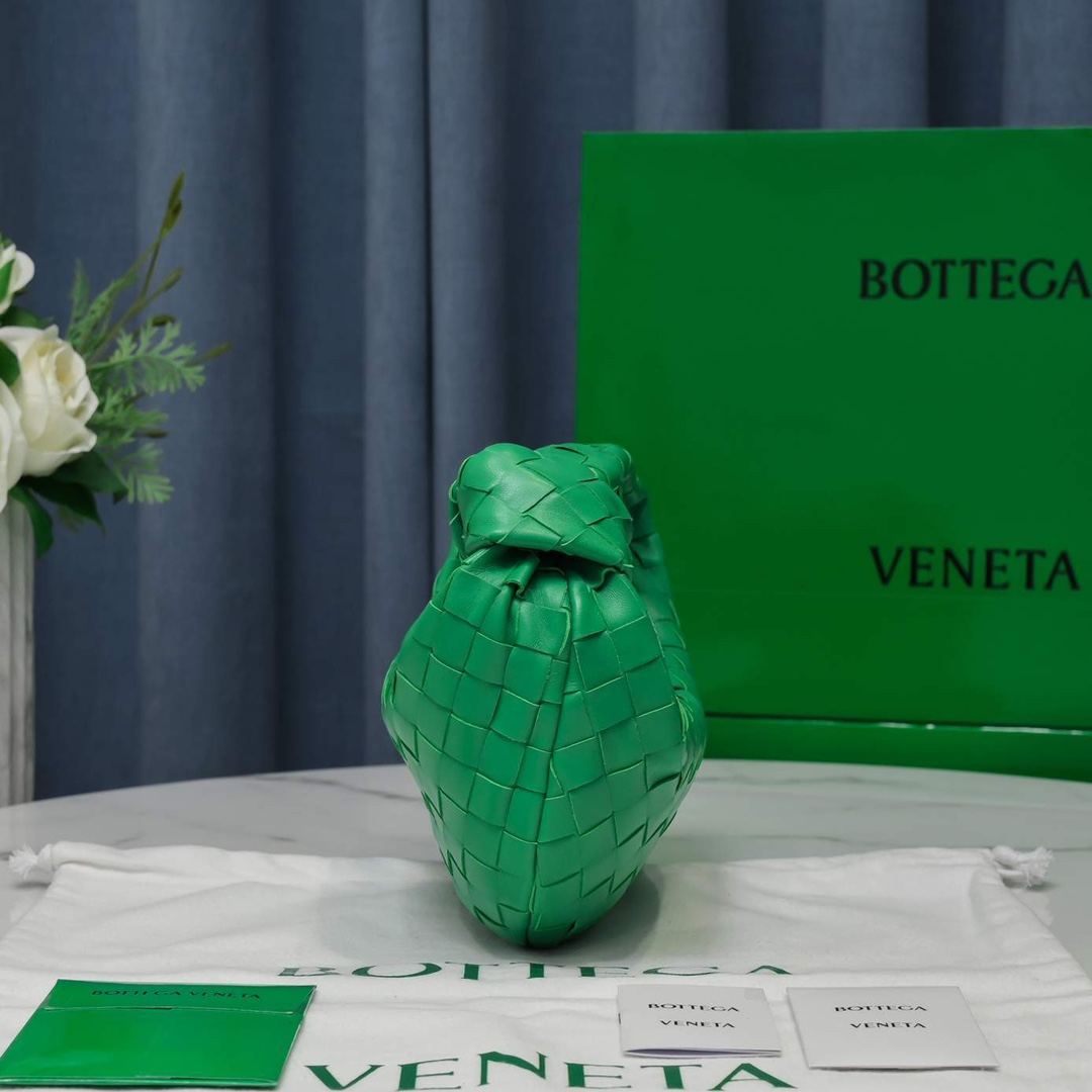 Bottega Veneta Mini Jodie Intrecciato Leather Top Handle Bag(28-23-8cm) - DopestKickz