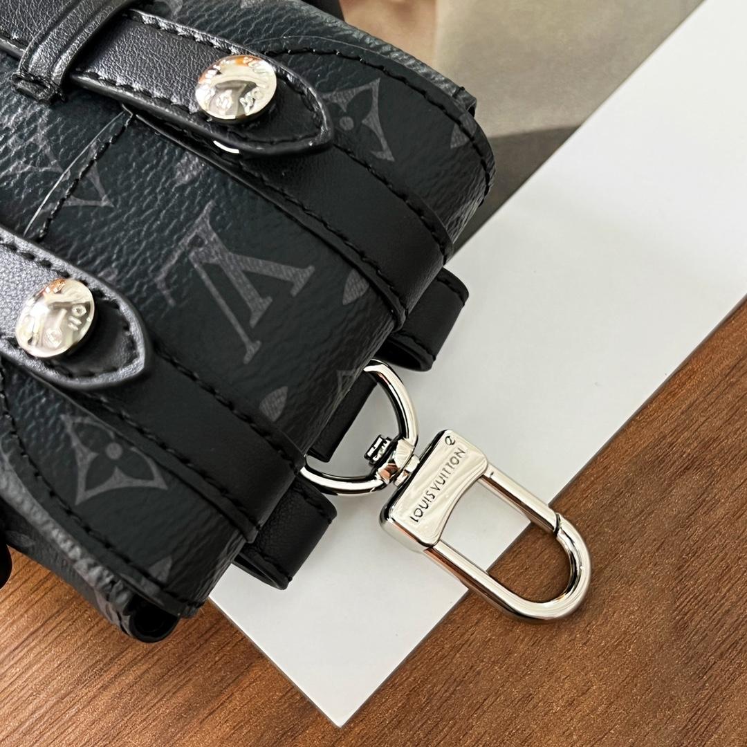 Louis Vuitton Mini Christopher Pouch  M77166 - DopestKickz