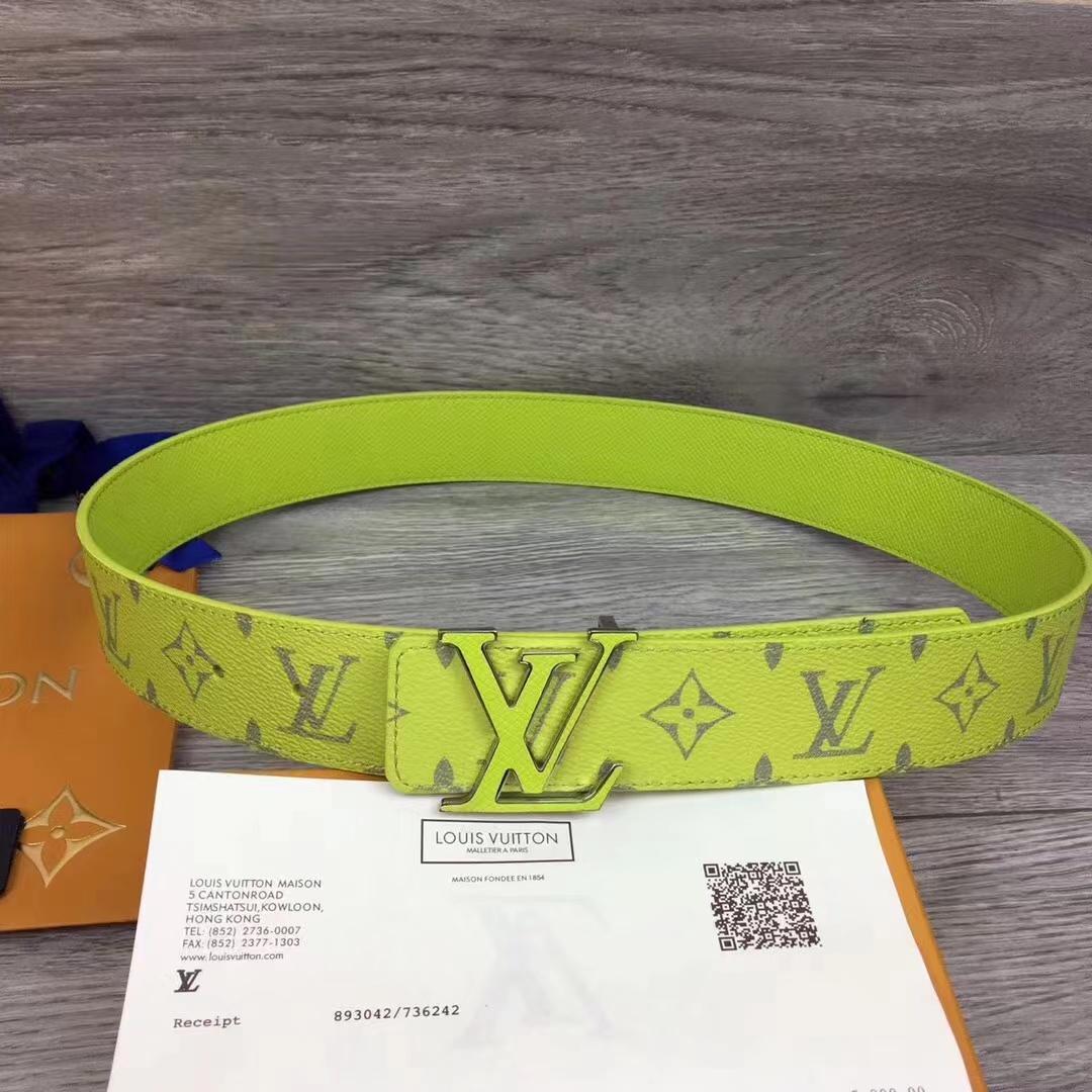 Louis Vuitton Intiales Reversible 40MM      - DopestKickz