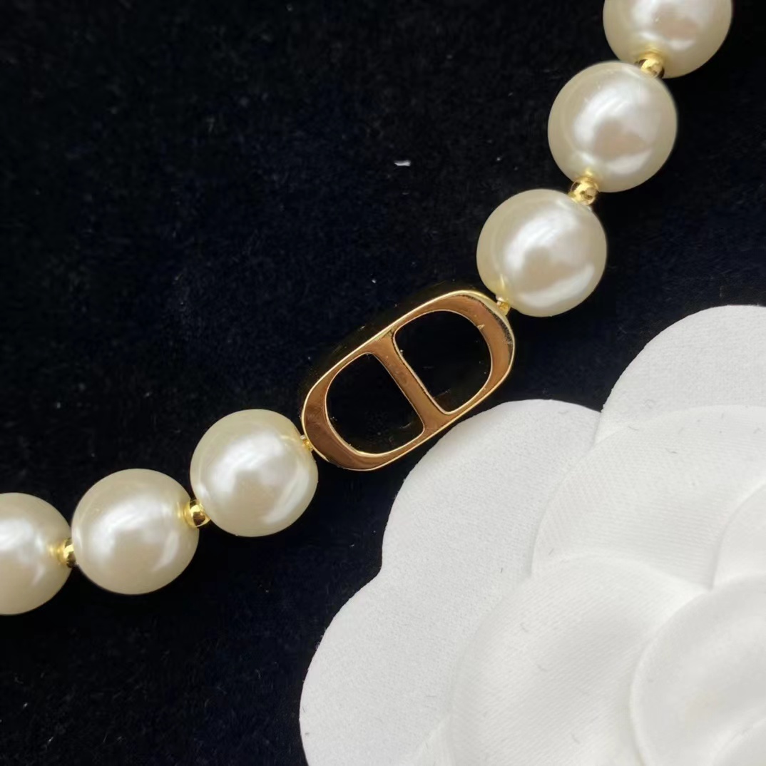Dior 30 Montaigne Choker  Necklace - DopestKickz