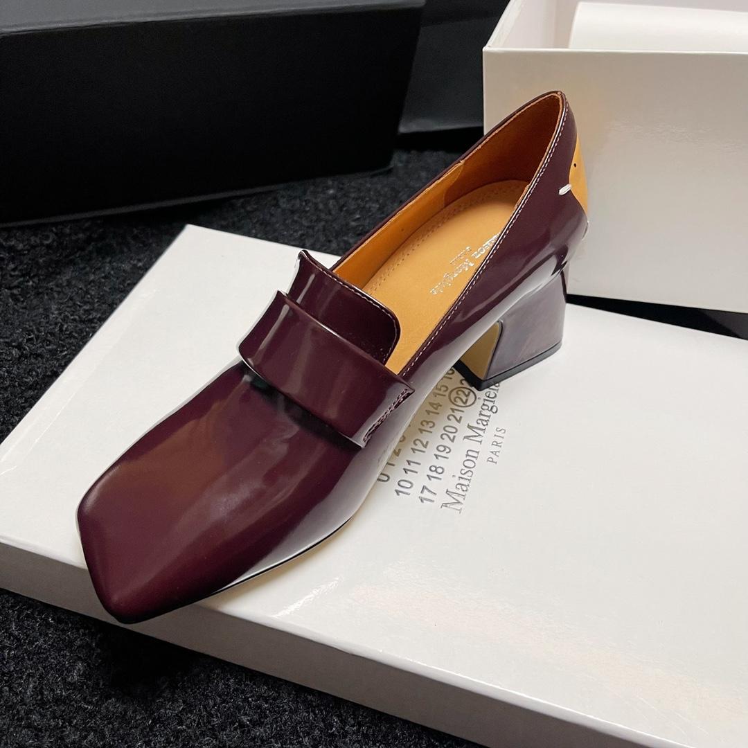 Maison Margiela Décortiqué Court Shoes - DopestKickz