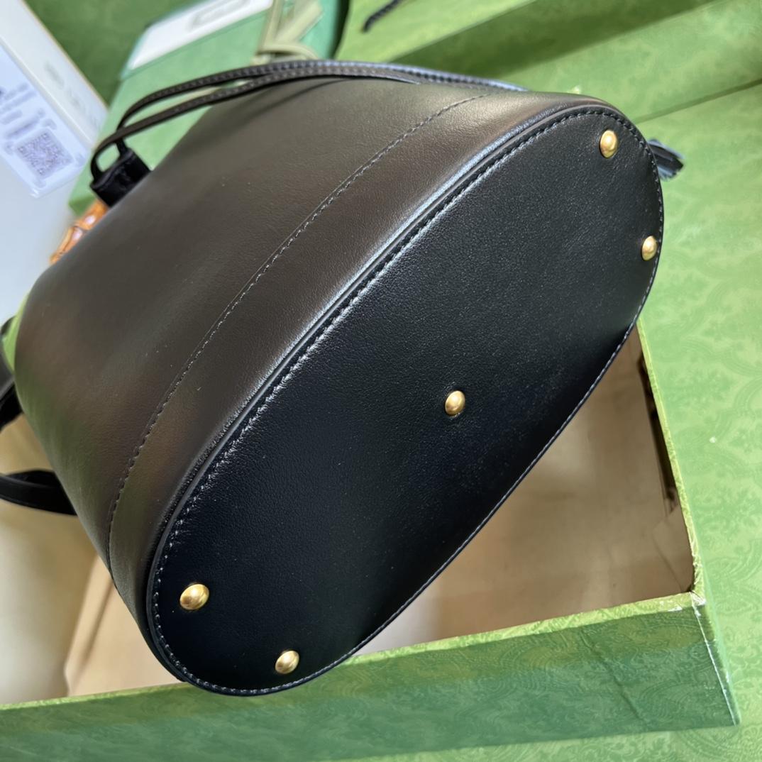 Gucci Diana Small Bucket Bag (23.5-38-10.5cm) - DopestKickz