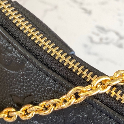 Louis Vuitton Easy Pouch On Strap  (19-11.5-3cm) M80349 - DopestKickz