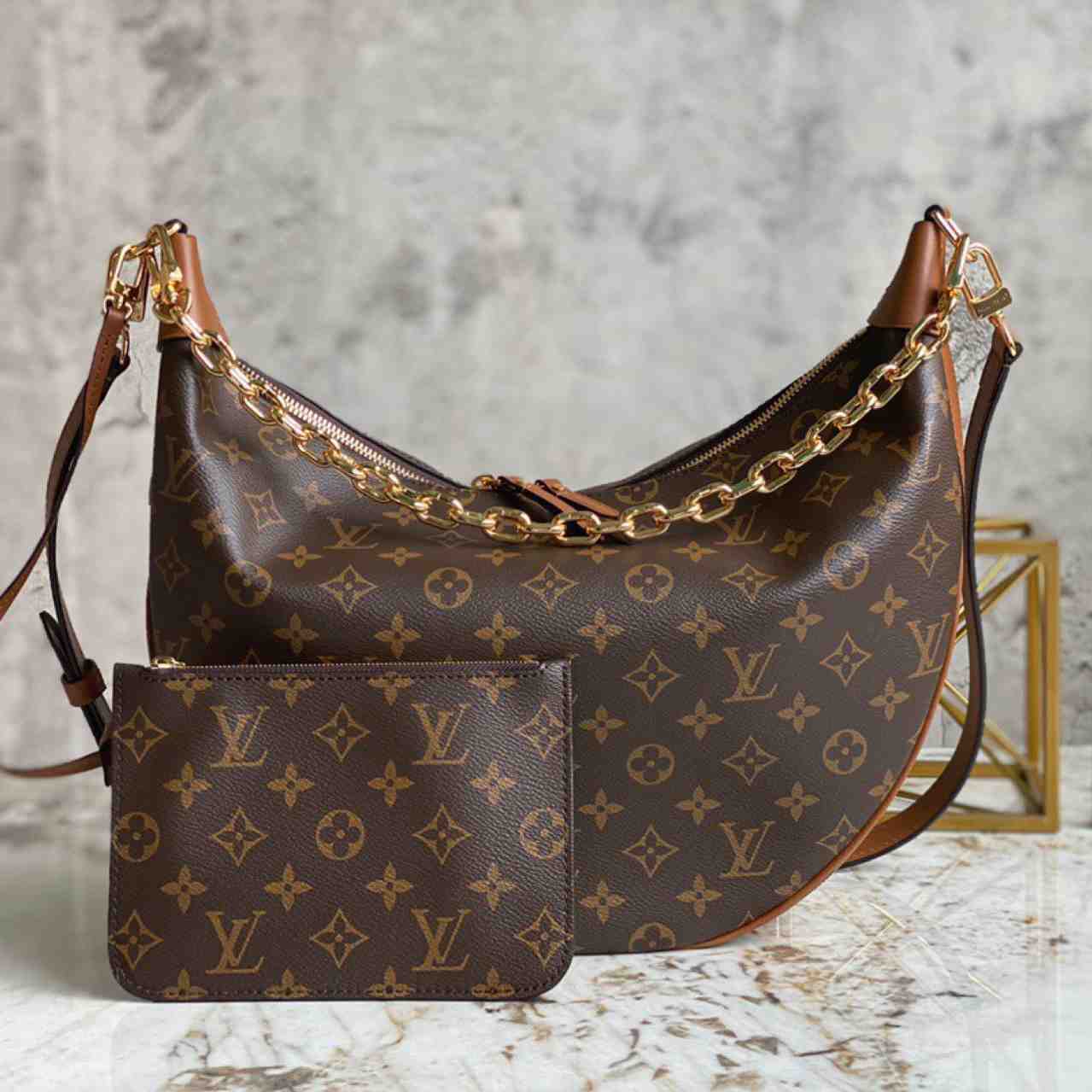 Louis Vuitton Loop Hobo(38-30-10cm)     M46311 - DopestKickz