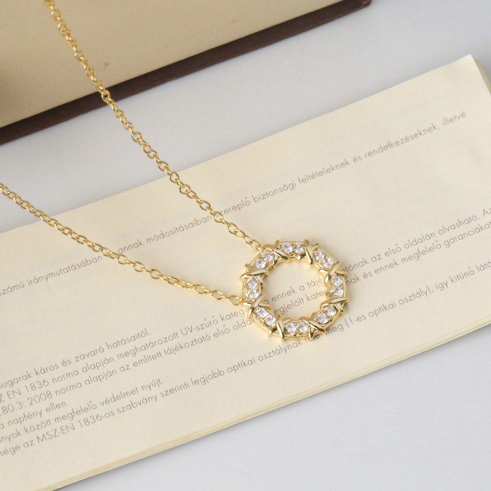 Tiffany&CO Sixteen Stone Circle Pendant - DopestKickz