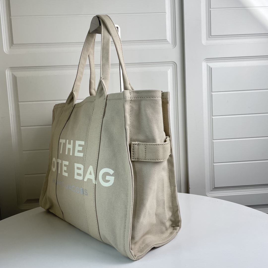 Marc Jacobs The MediumTraveler Tote Bag(41.5cm-12.5-35cm) - DopestKickz