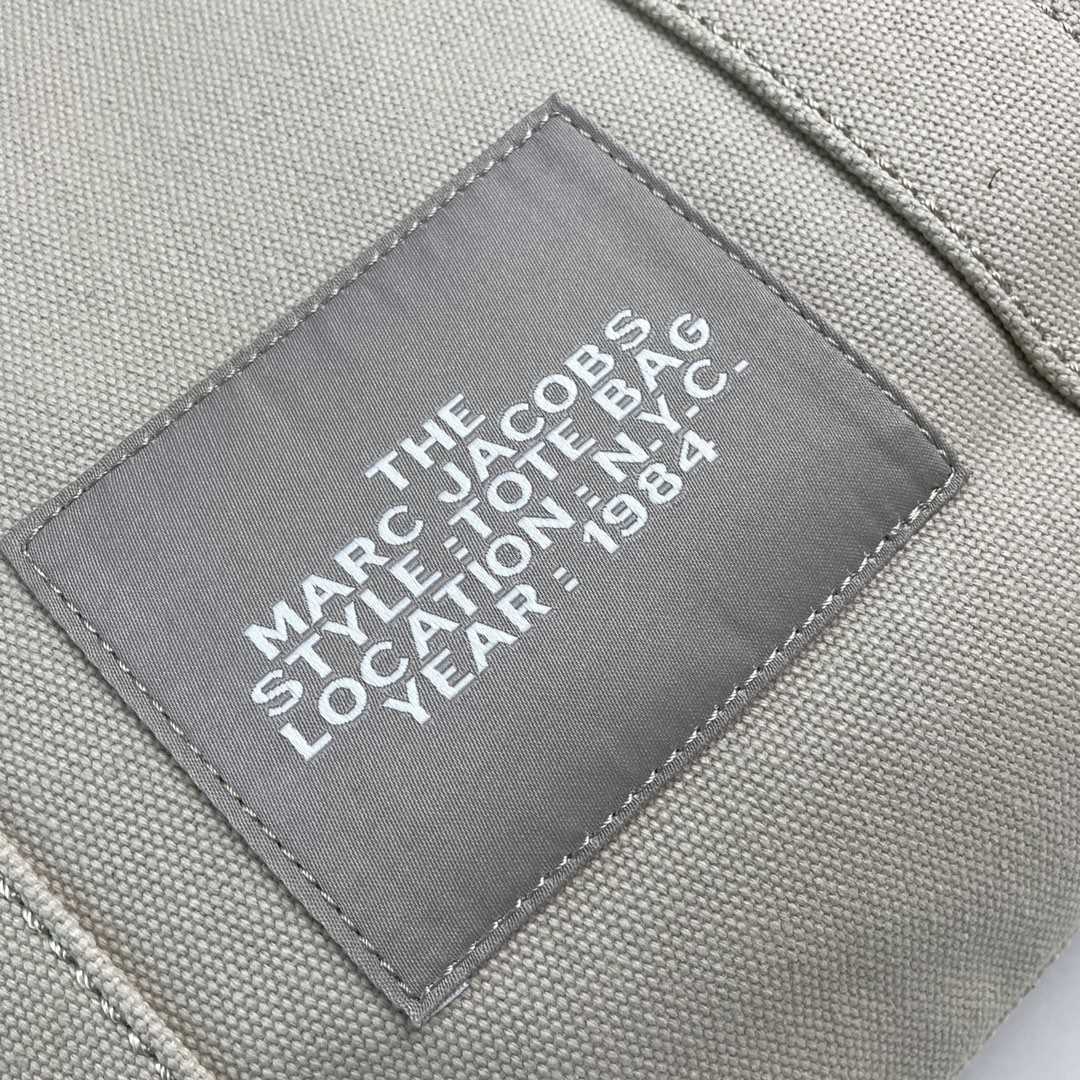 Marc Jacobs The MediumTraveler Tote Bag(41.5cm-12.5-35cm) - DopestKickz