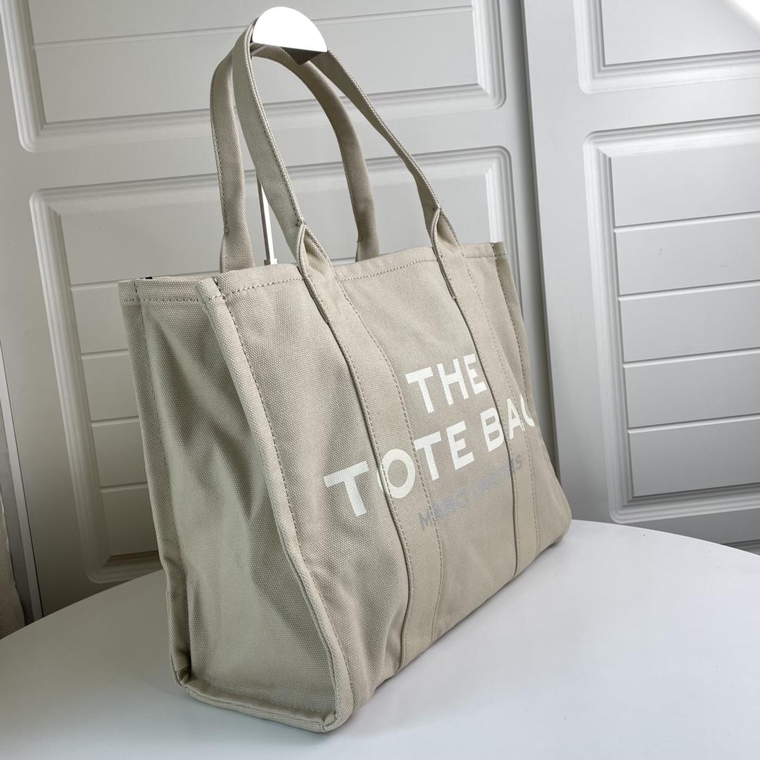 Marc Jacobs The MediumTraveler Tote Bag(41.5cm-12.5-35cm) - DopestKickz