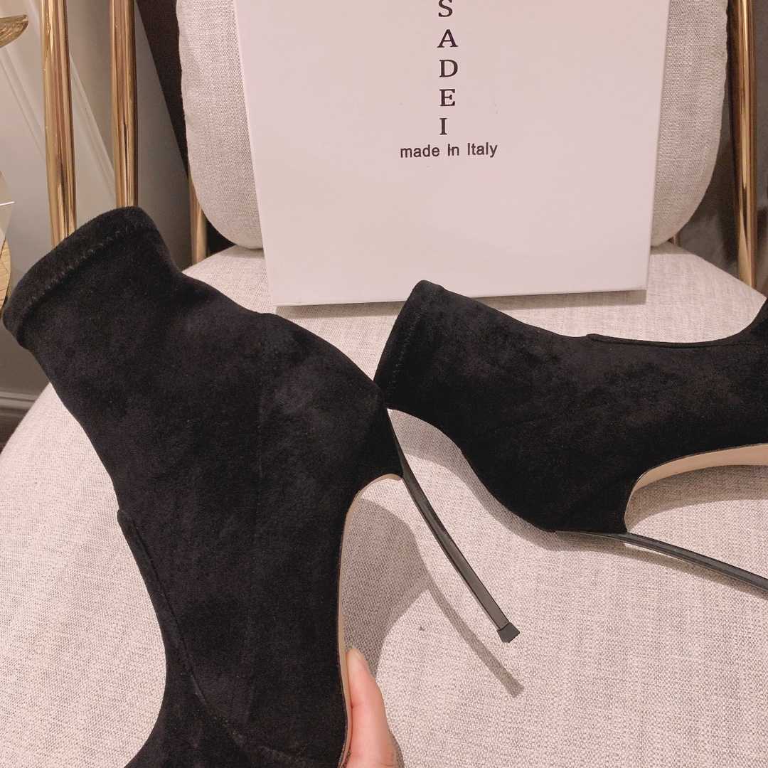 Casadei Blade Stretch Suede Ankle Boots - DopestKickz