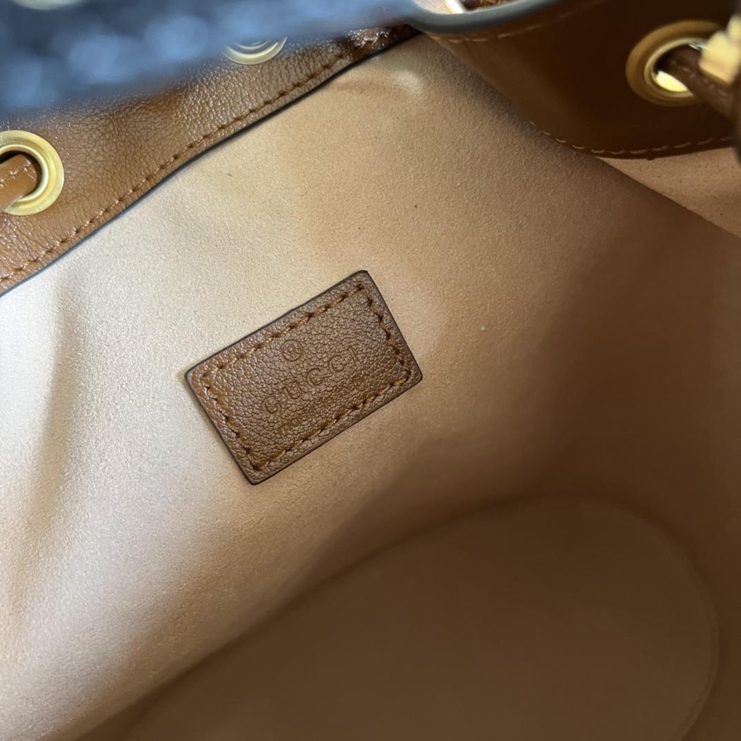 Gucci Diana Small Bucket Bag (23.5-38-10.5cm) - DopestKickz