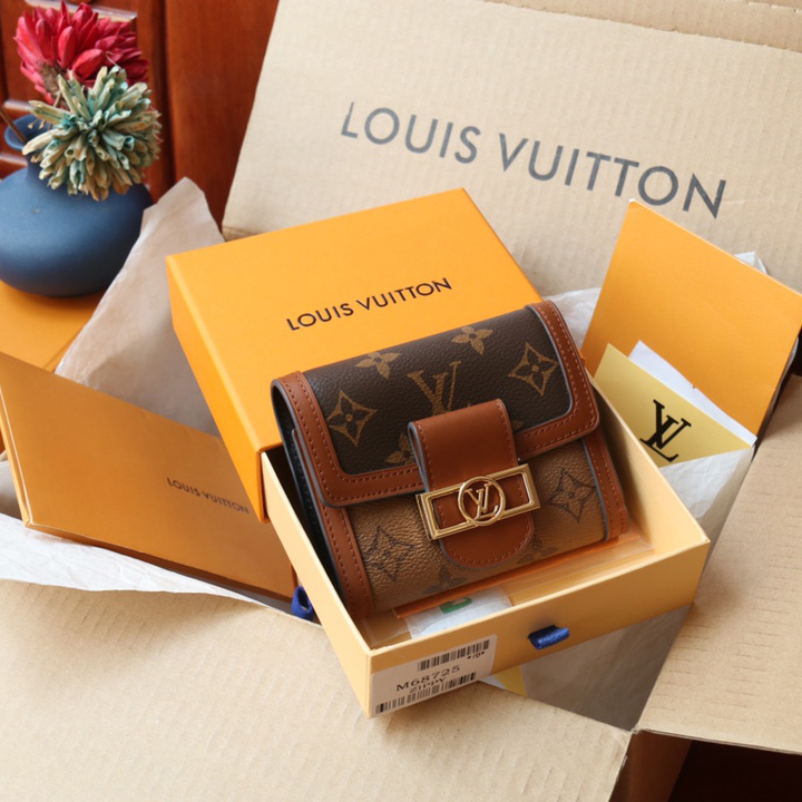 Louis Vuitton Dauphine Compact Wallet (12-9.5-3.5cm)   M68725 - DopestKickz