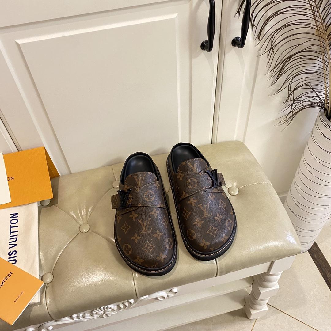 Louis Vuitton LV Easy Mule    1A8WIB - DopestKickz