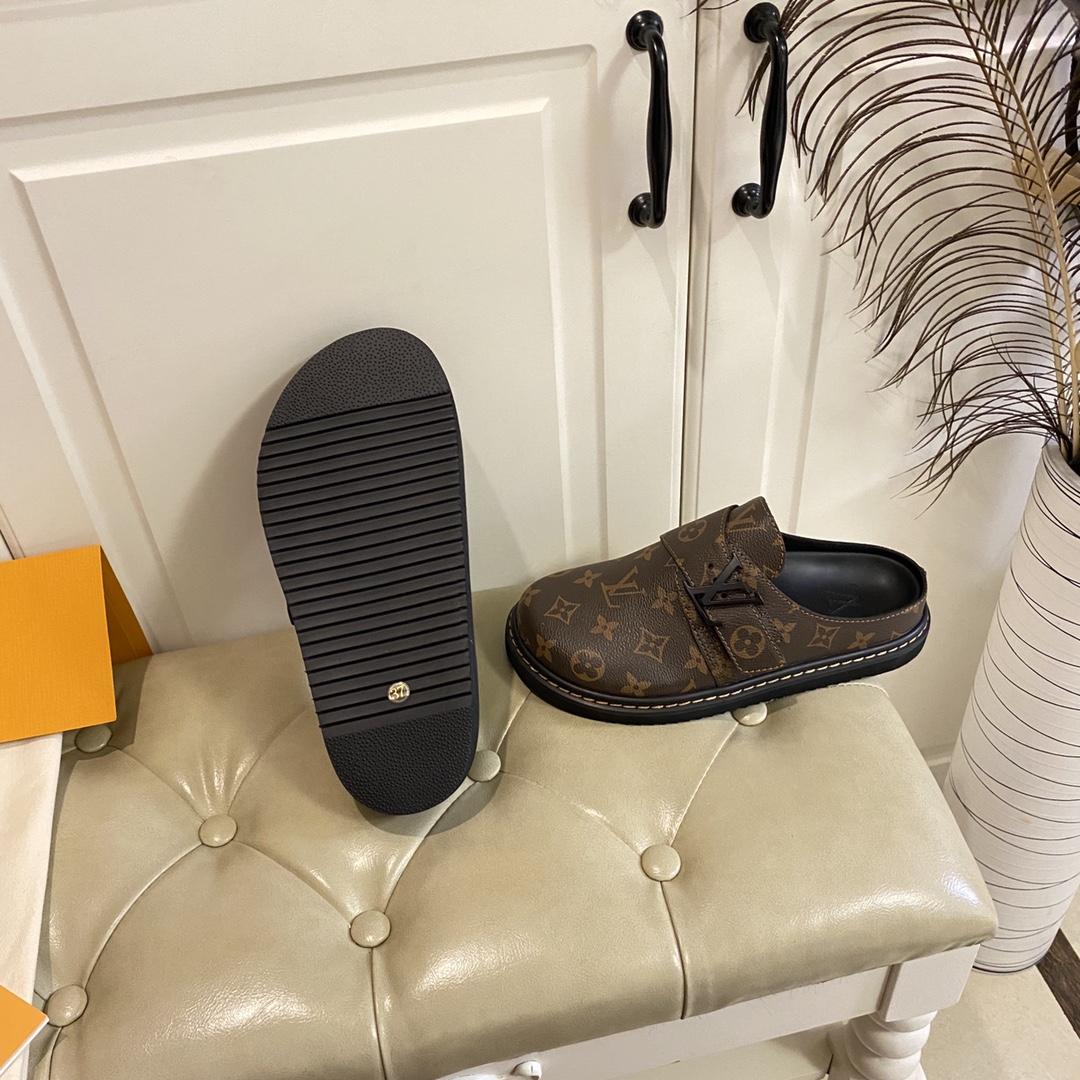 Louis Vuitton LV Easy Mule    1A8WIB - DopestKickz