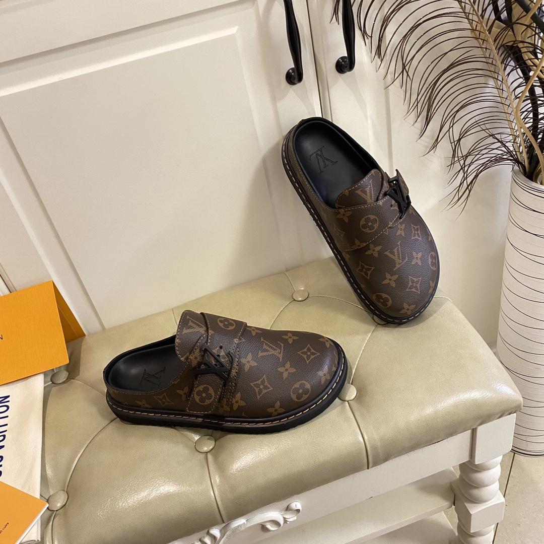 Louis Vuitton LV Easy Mule    1A8WIB - DopestKickz