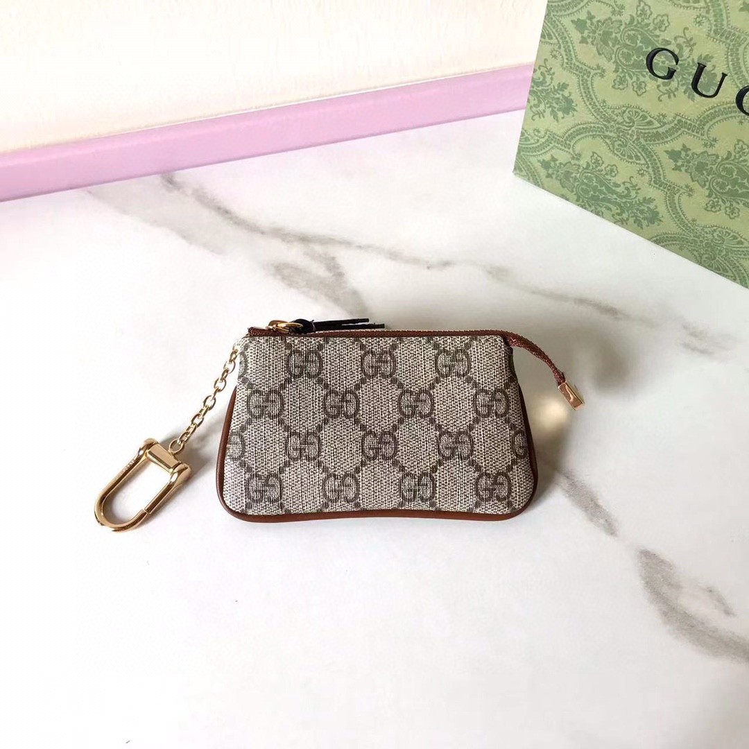Gucci GG Supreme Key Pouch - DopestKickz