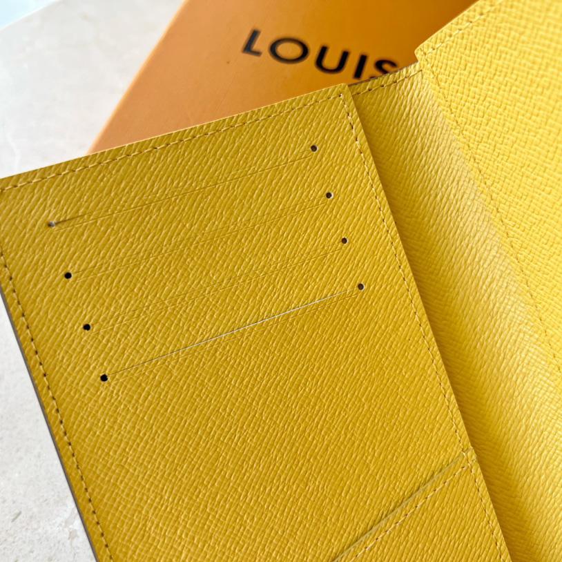 Louis Vuitton Passport Cover   M81614 - DopestKickz