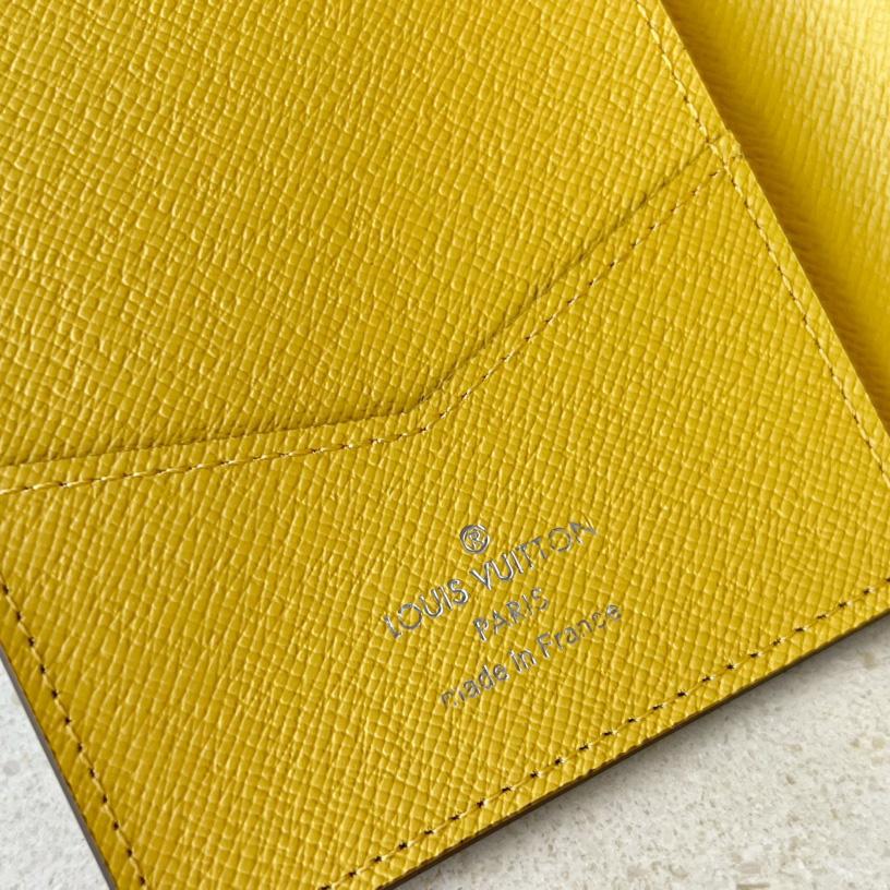 Louis Vuitton Passport Cover   M81614 - DopestKickz