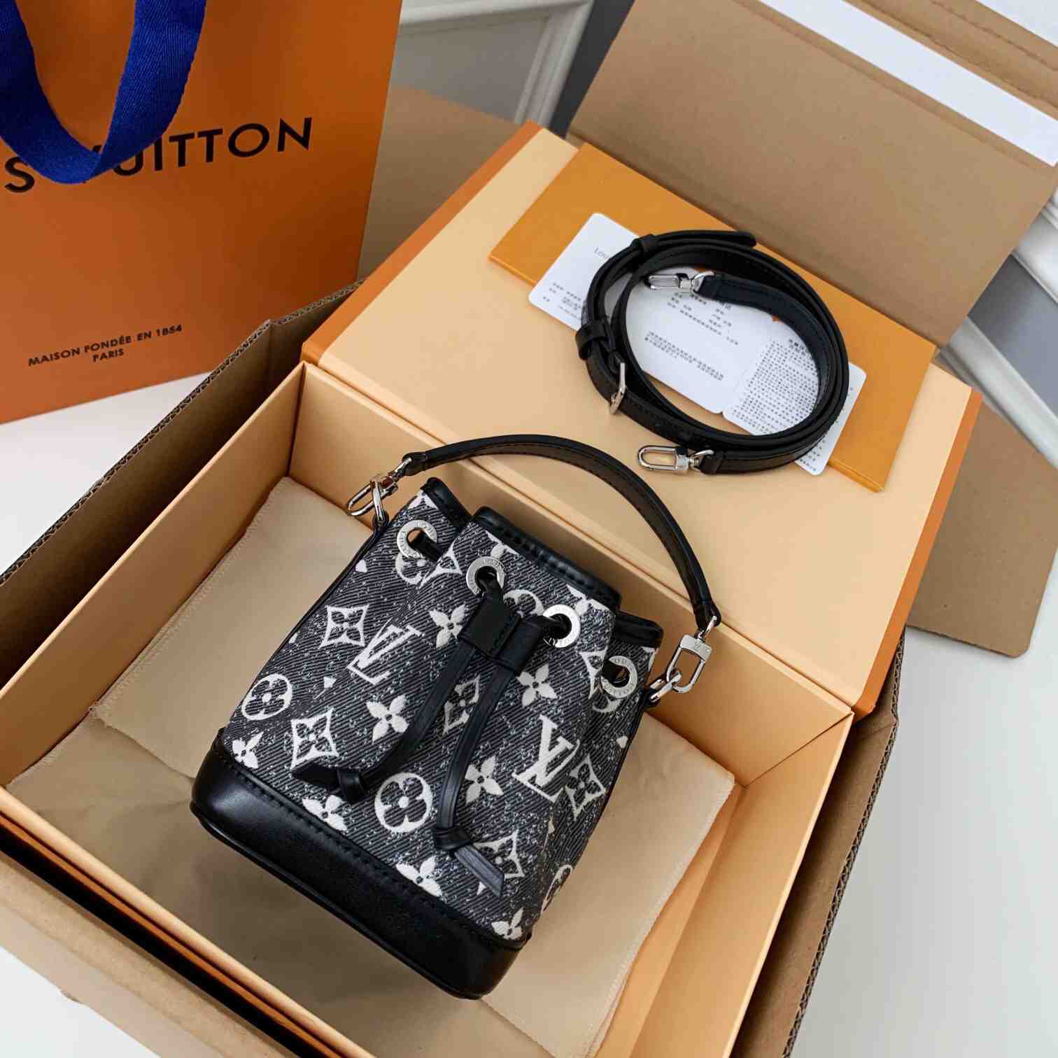 Louis Vuitton Nano Noe(13-16-10m) - DopestKickz