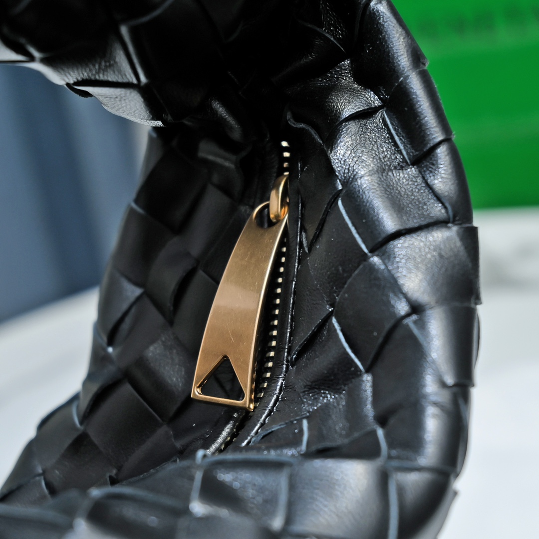 Bottega Veneta Mini Jodie Intrecciato Leather Top Handle Bag(28-23-8cm) - DopestKickz