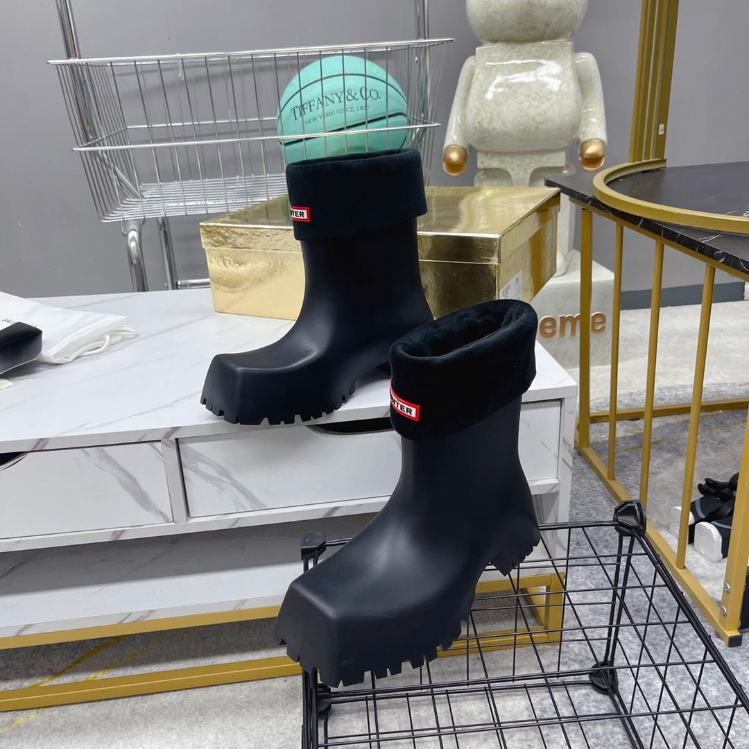 Balenciaga x Hunrer Trooper Rubber Boot  - DopestKickz