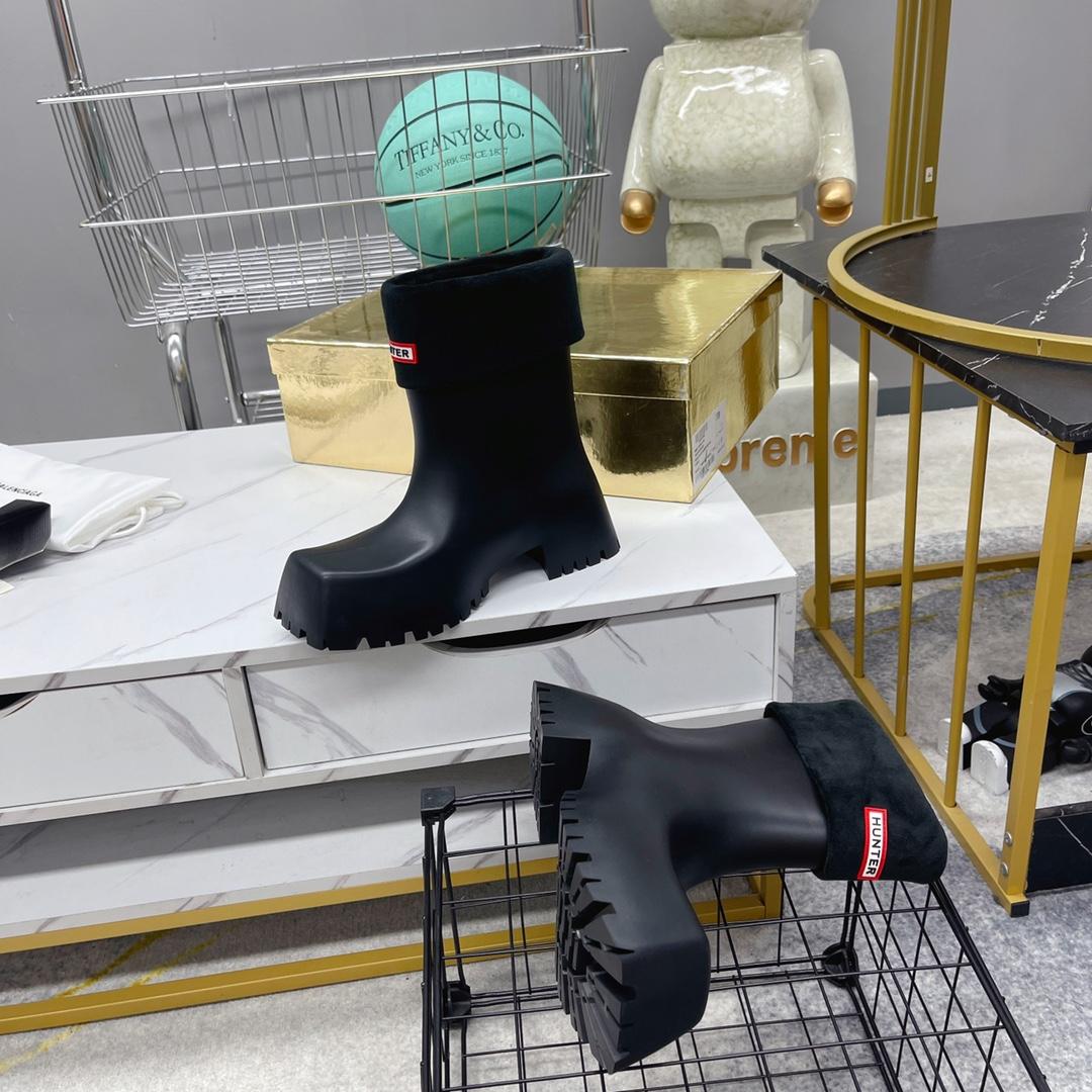 Balenciaga x Hunrer Trooper Rubber Boot  - DopestKickz