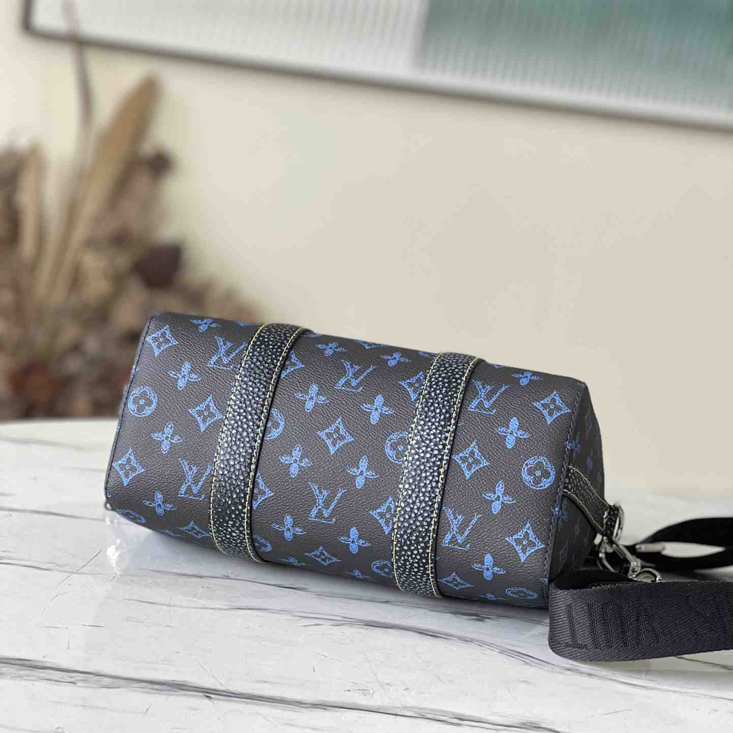 Louis Vuitton City Keepall(27-17-13cm)   M46339 - DopestKickz
