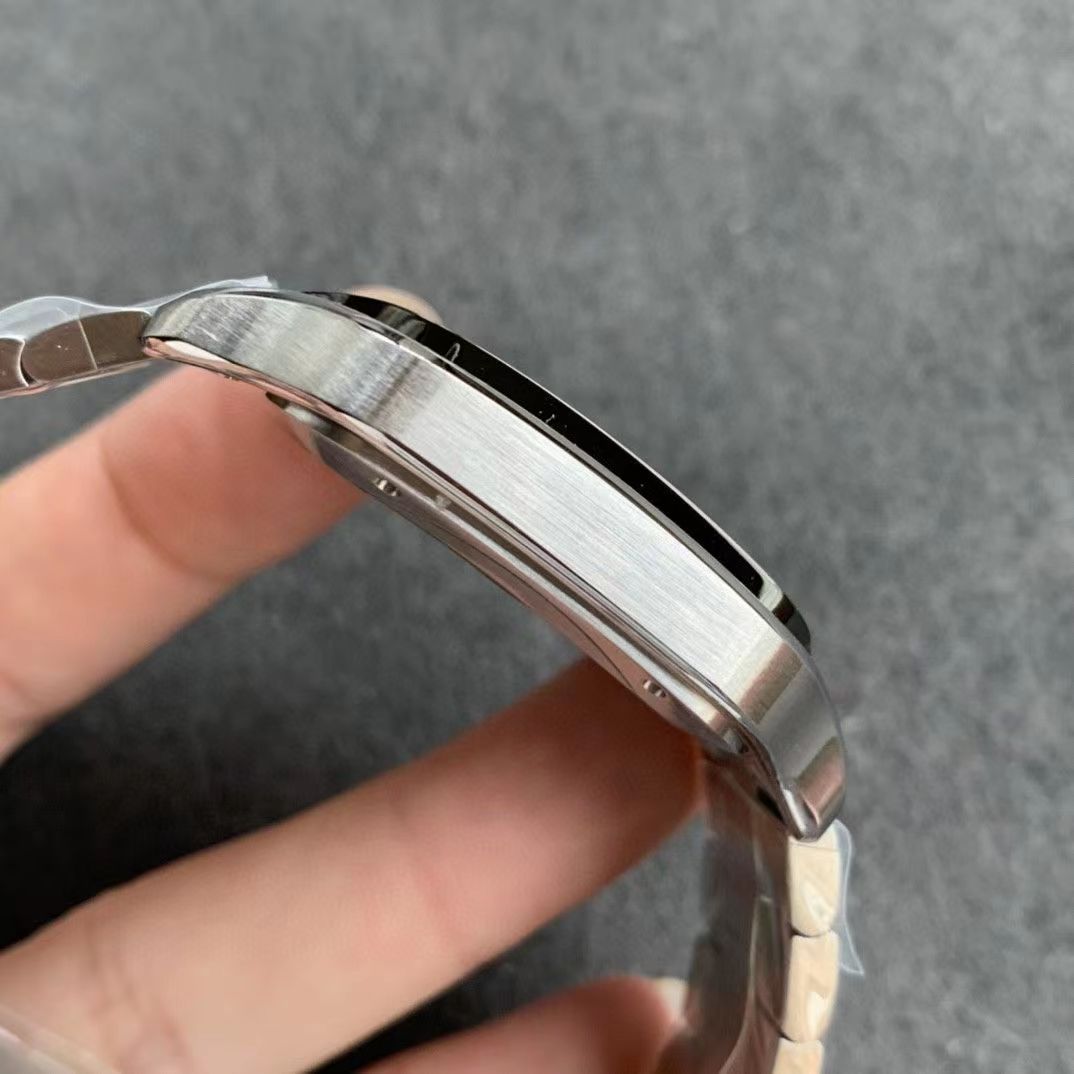 Cartier Watch   - DopestKickz