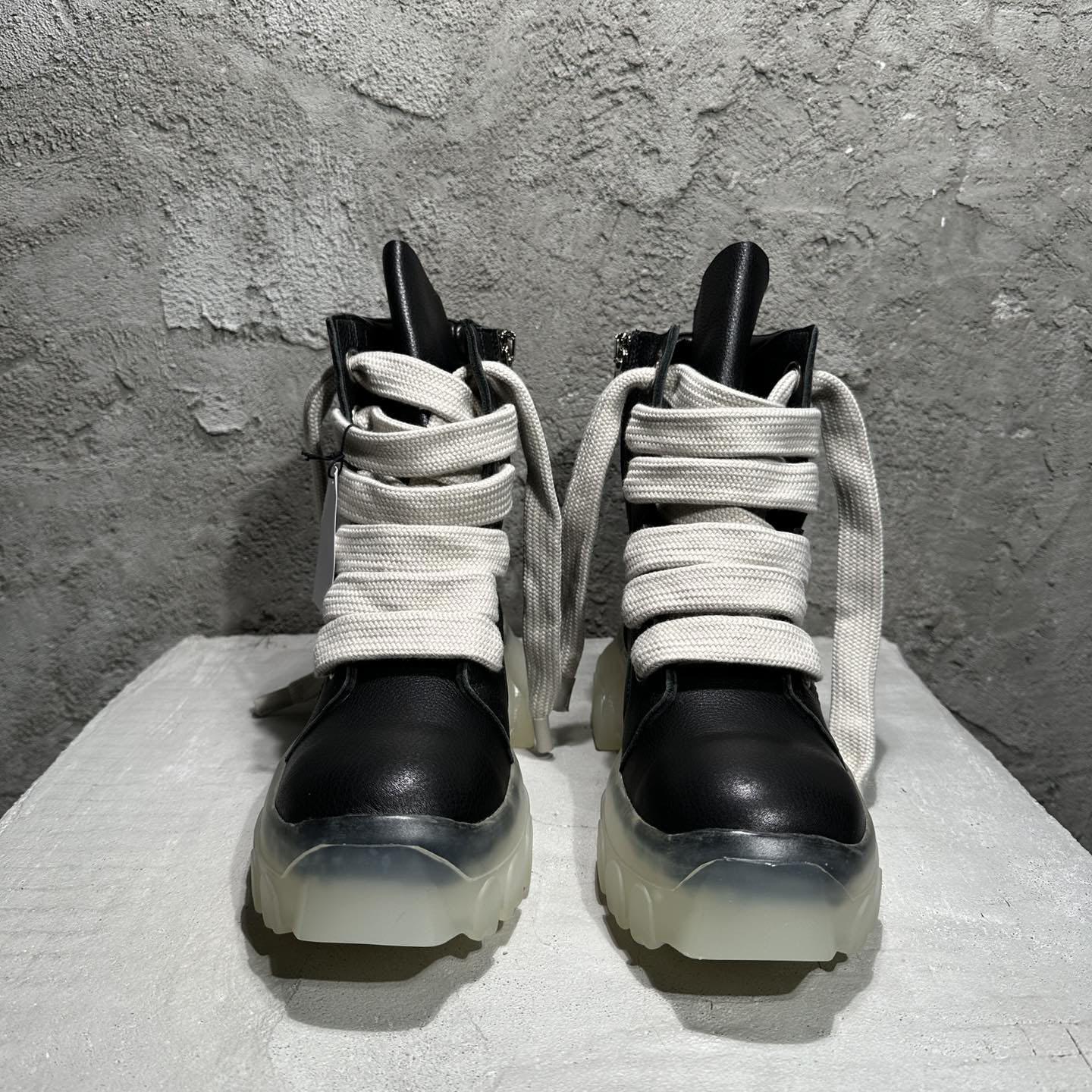 Rick Owens Beatle Lace Up Boots In Black - DopestKickz
