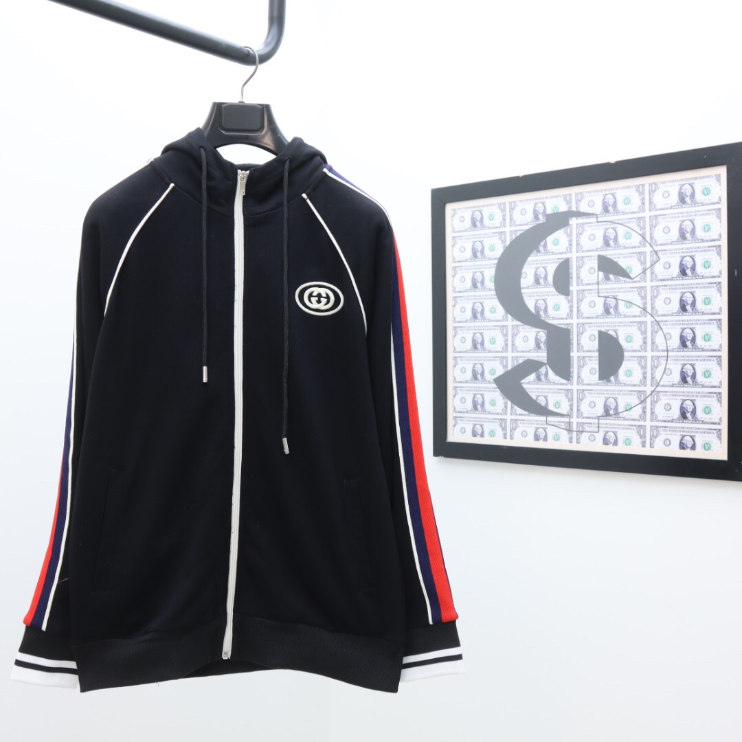 Gucci Zip Jacket & Jogging Pants - DopestKickz