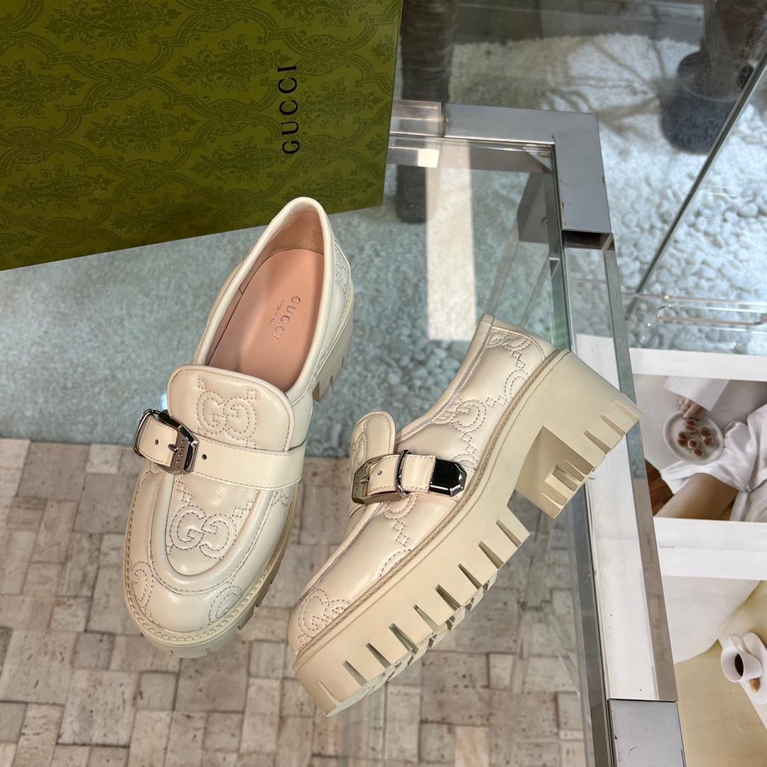 Gucci Women's GG Matelassé Shoe - DopestKickz