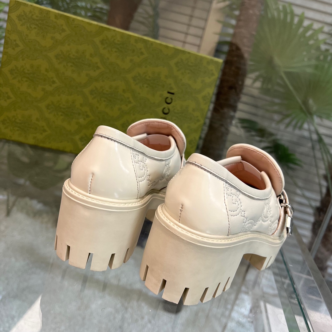 Gucci Women's GG Matelassé Shoe - DopestKickz