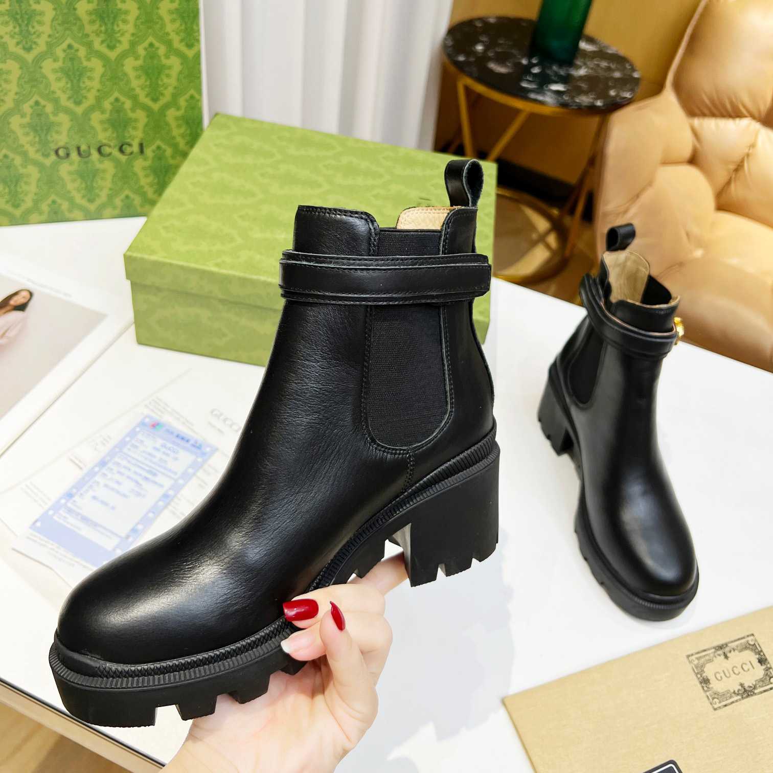 Gucci Women's Ankle Boot With Logo - DopestKickz