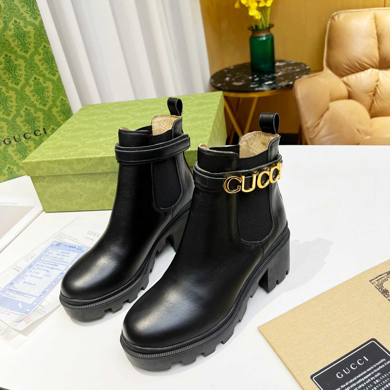 Gucci Women's Ankle Boot With Logo - DopestKickz