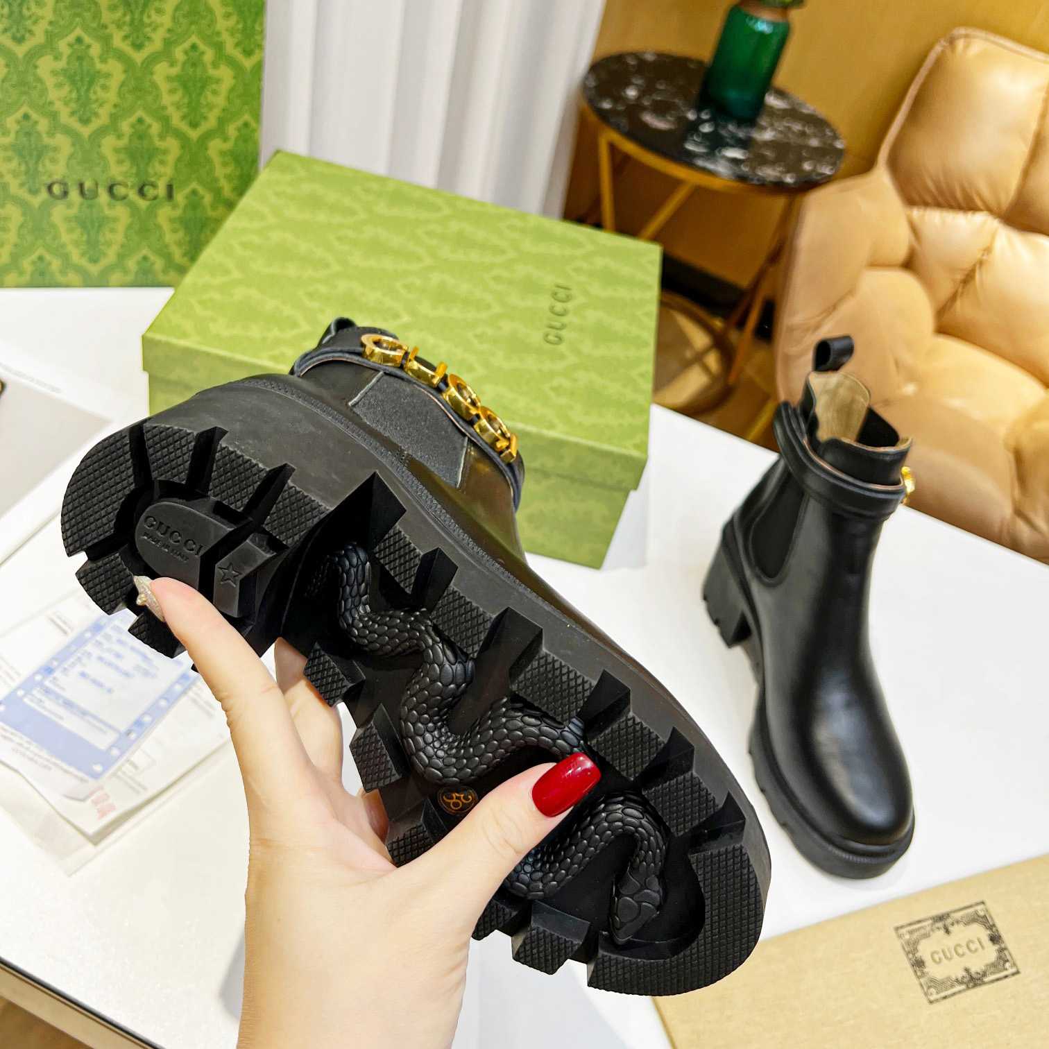 Gucci Women's Ankle Boot With Logo - DopestKickz