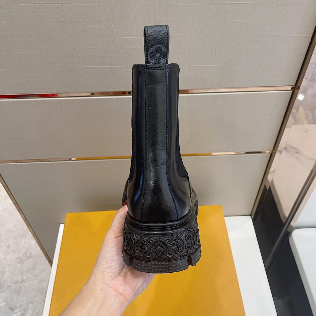 Louis Vuitton LV Baroque Chelsea Boot    1AAHB7 - DopestKickz
