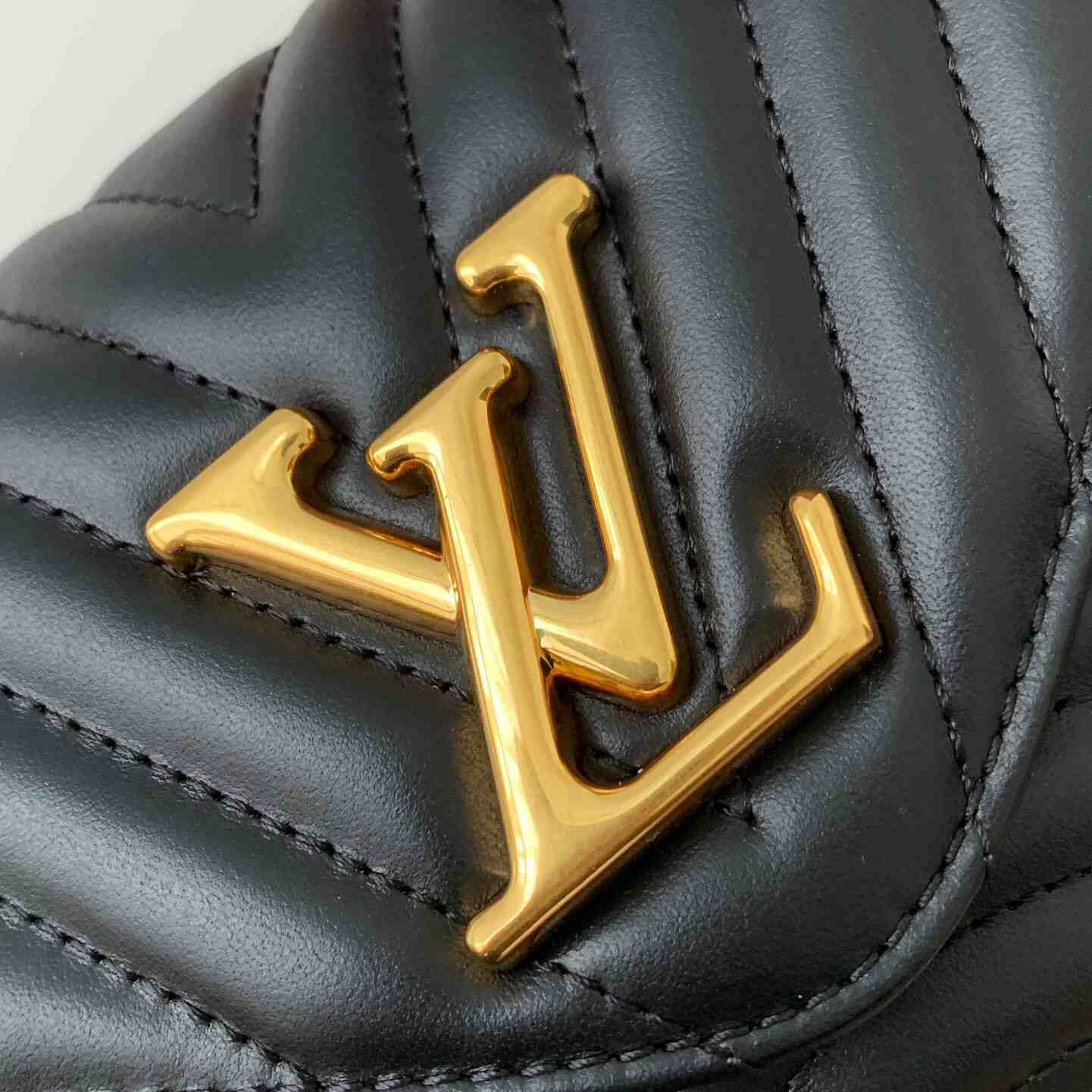  Louis Vuitton New Wave Multi-Pochette(19-14-5cm)   M56461 - DopestKickz