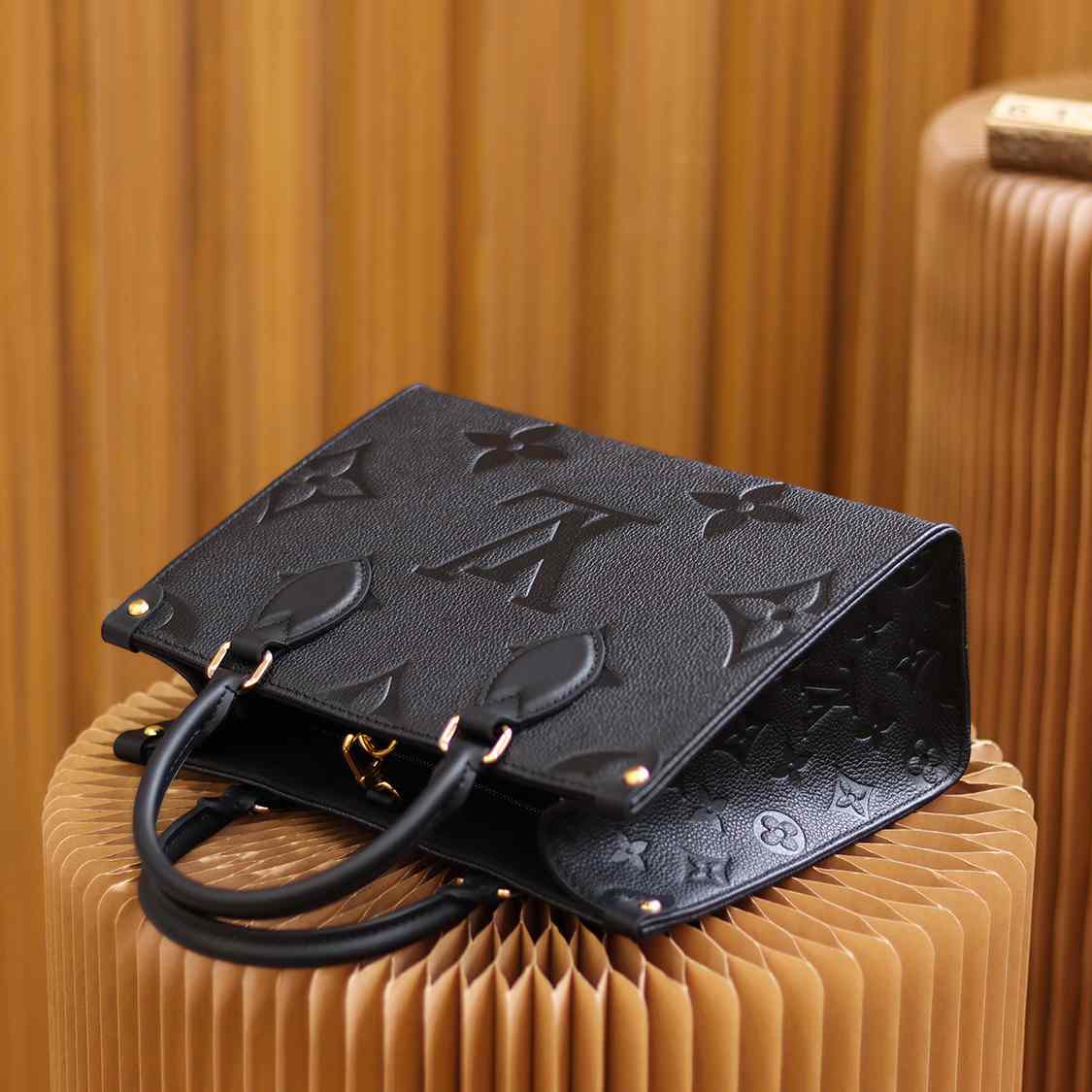 Louis Vuitton Onthego PM(25-19-11.5cm)   M45653 - DopestKickz