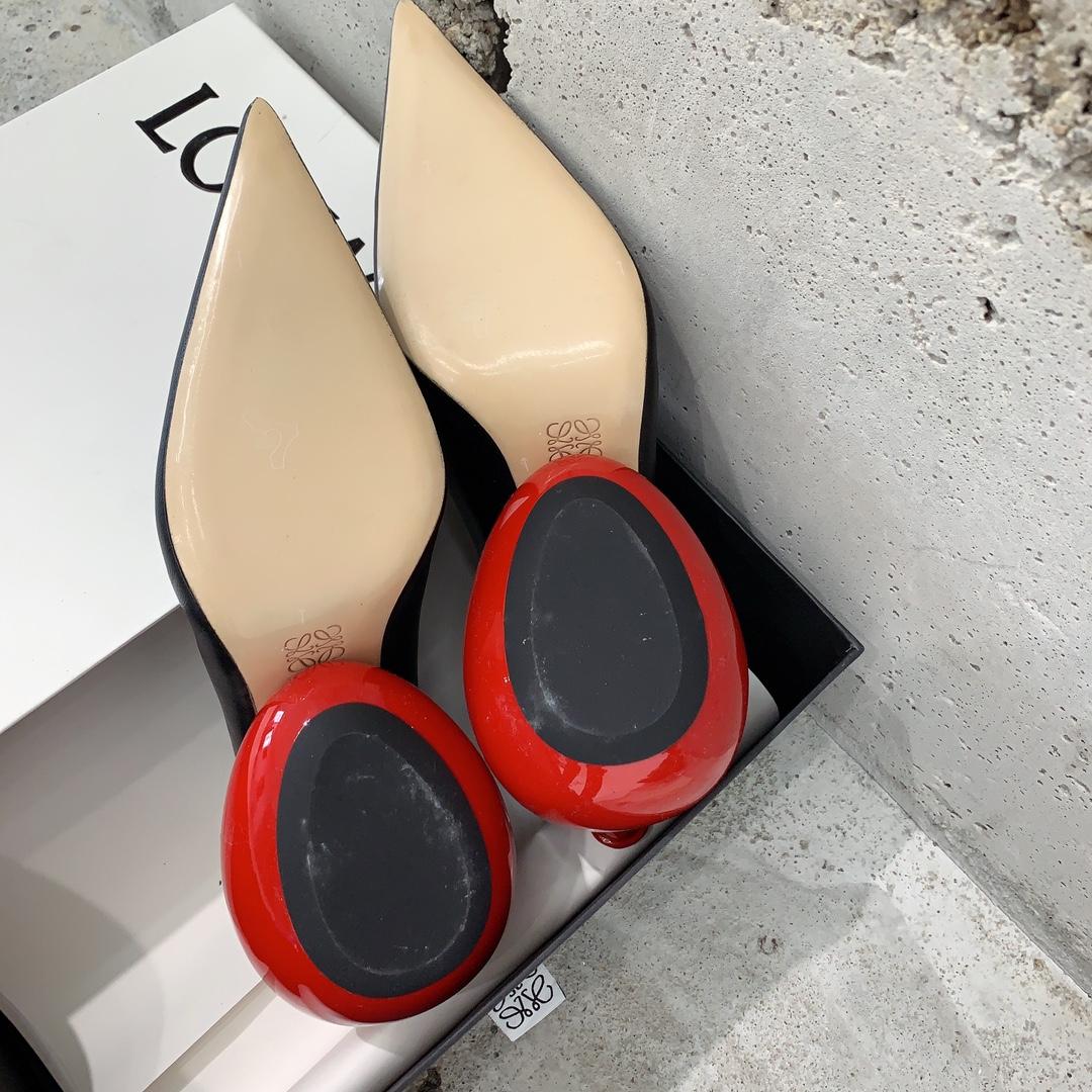 Loewe Balloon Pump In Calfskin - DopestKickz
