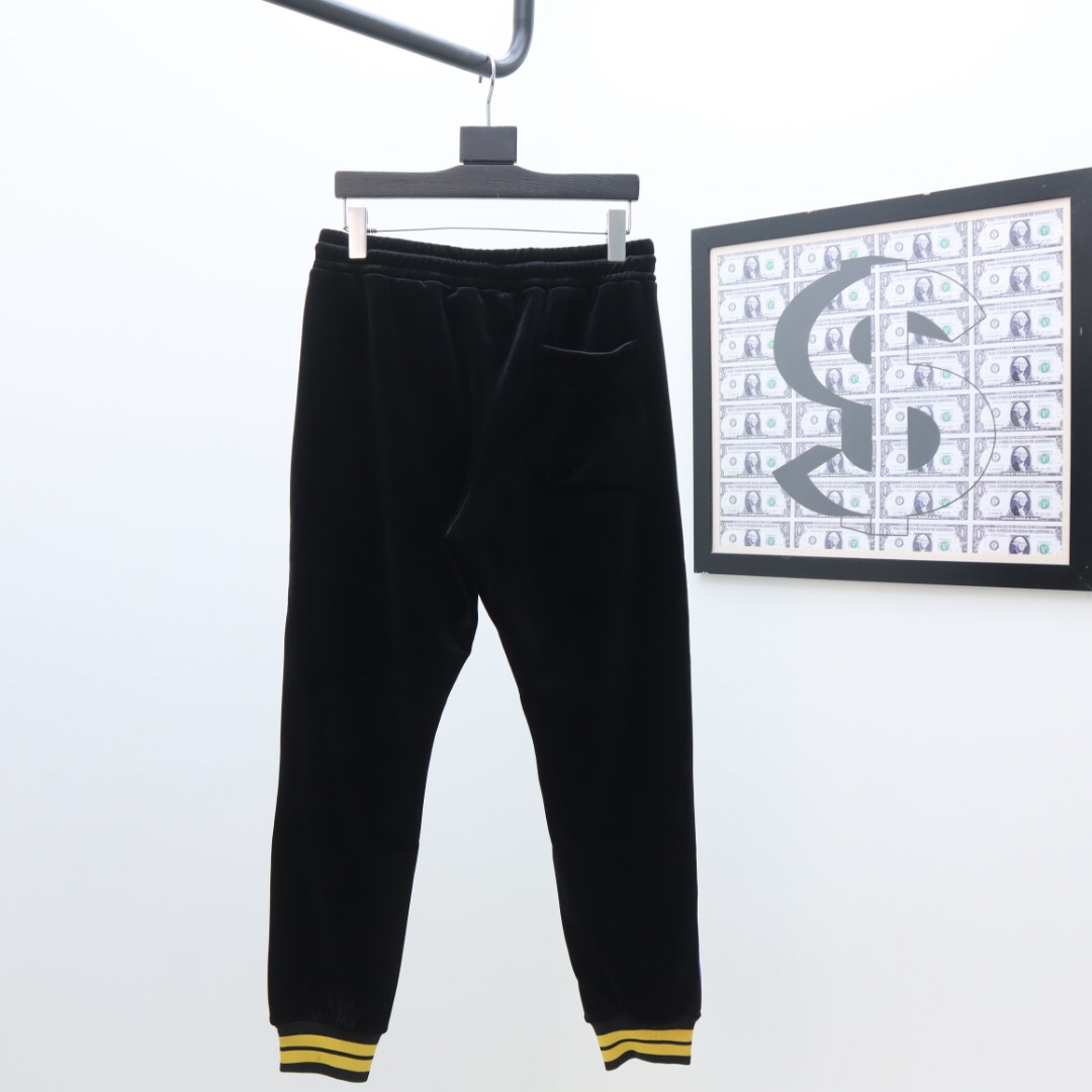 Gucci Zip Jacket & Jogging Pants - DopestKickz