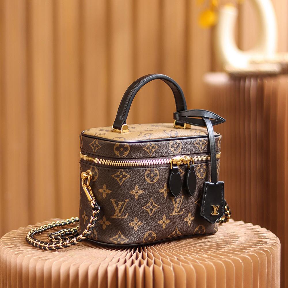 Louis VuittonVanity PM (19-13-11cm)   M45165 - DopestKickz