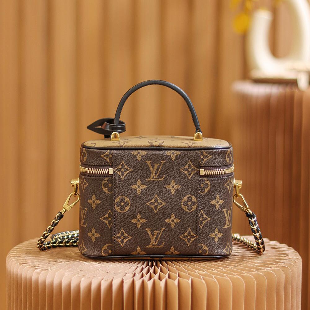 Louis VuittonVanity PM (19-13-11cm)   M45165 - DopestKickz